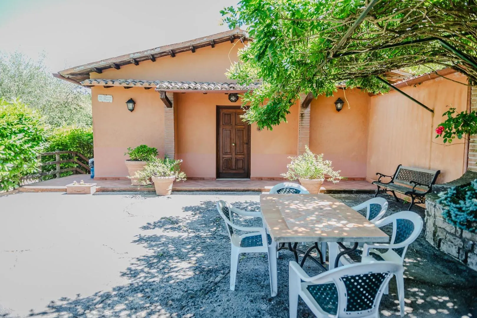 Farm stay Il Borgo Nel Bosco Villa Canterano Italy